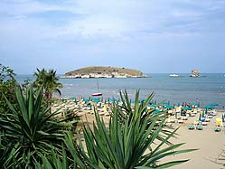 Vieste, Pizzomunno, Gargano - Splendida citt&agrave; sul Gargano, con numerosi alberghi, residence, hotel, villaggi, pensioni, agenzie e agriturismo a disposizione del Turismo. 